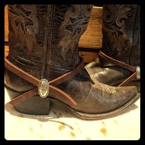 Boot accessory. Boot bracelet.